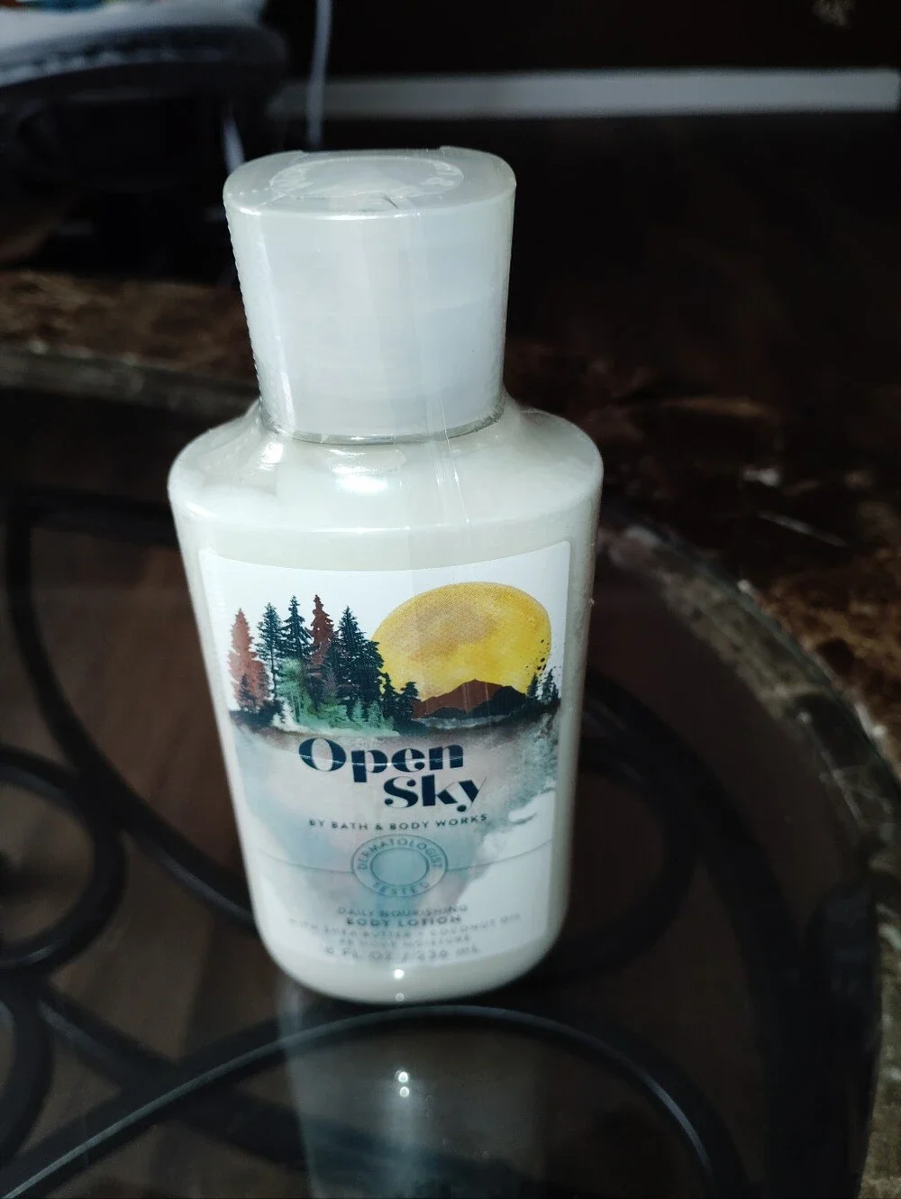 Bath & Body Works Open Sky Body Lotion - White, Yellow, Green, Brown, Blue New